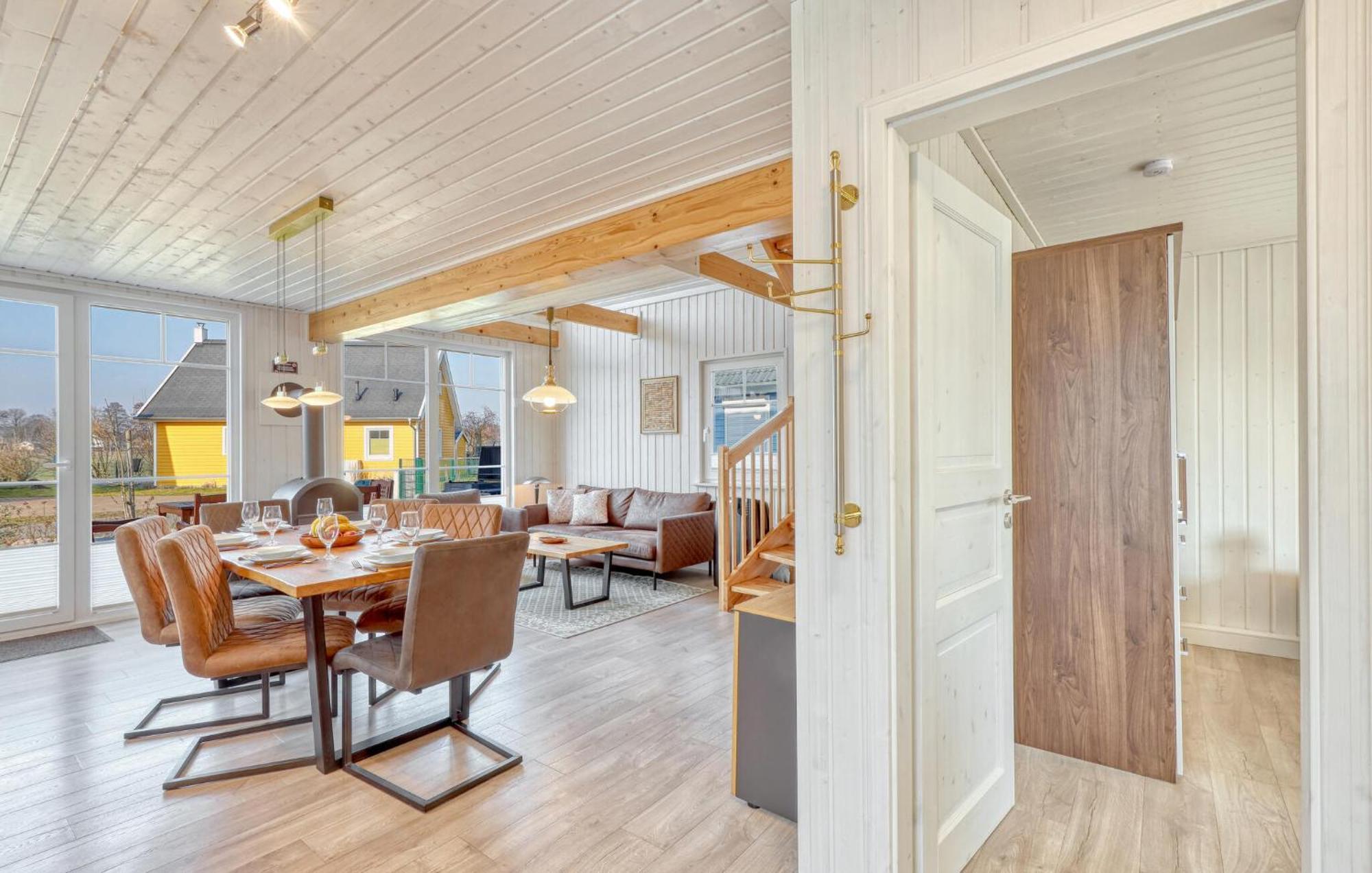Beautiful home in Zerpenschleuse with WiFi&2 Bedrooms Exterior foto